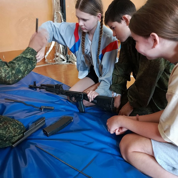 Тяжело в учение, легко в бою Тяжело в учение, легко в бою